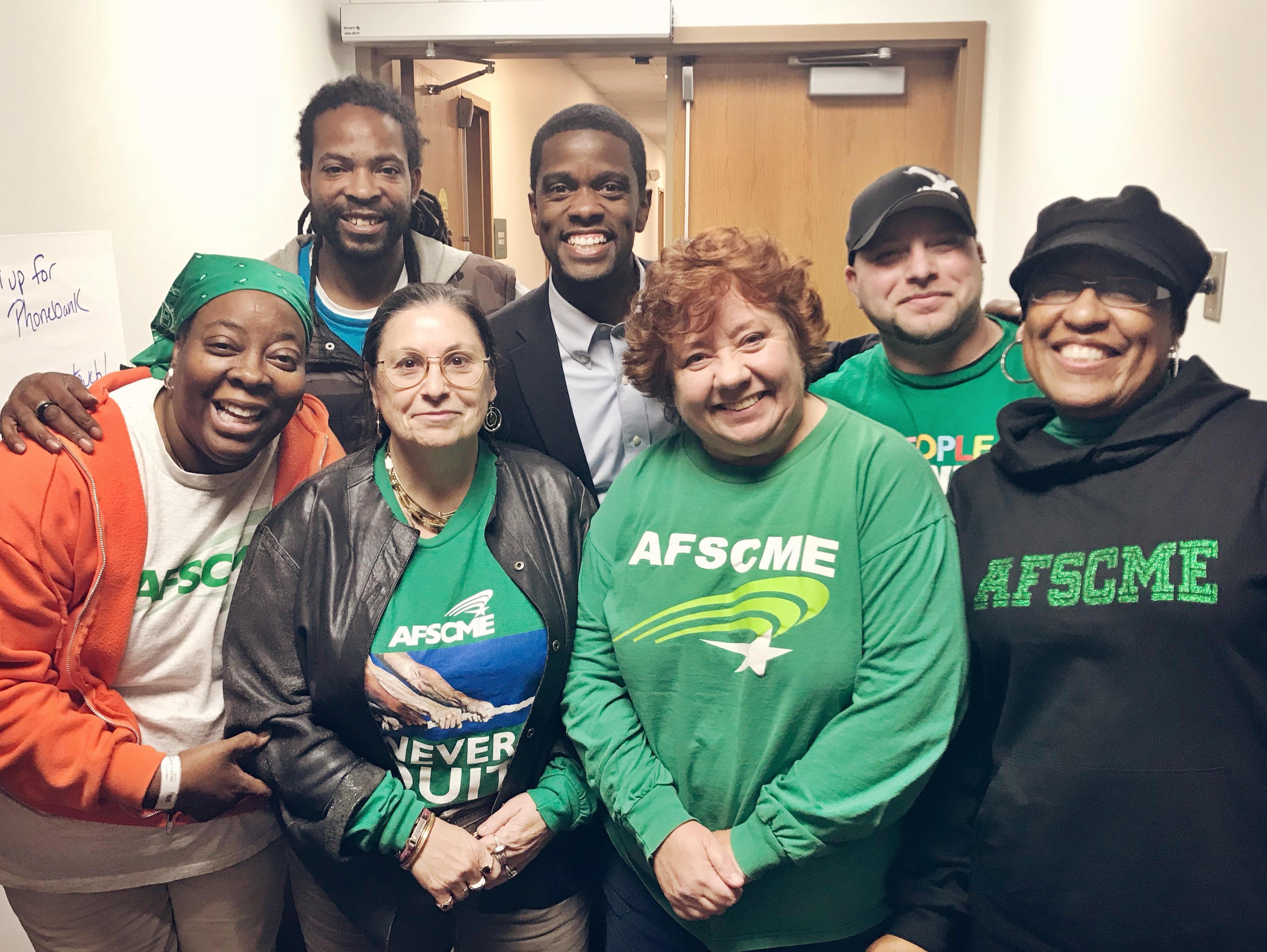 AFSCME members campaigned hard for Saint Paul’s new mayor, Melvin Carter (back row, second from left).